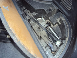 2005 MITSUBISHI OUTLANDER LS, 2.4L, AUTOMATIC, 2WD, COLOR GREEN, STK 143682